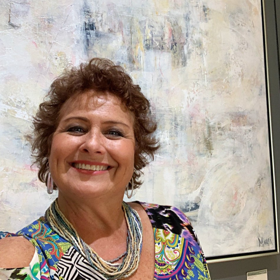 Gallery Owner Sandee Mahler  Naples